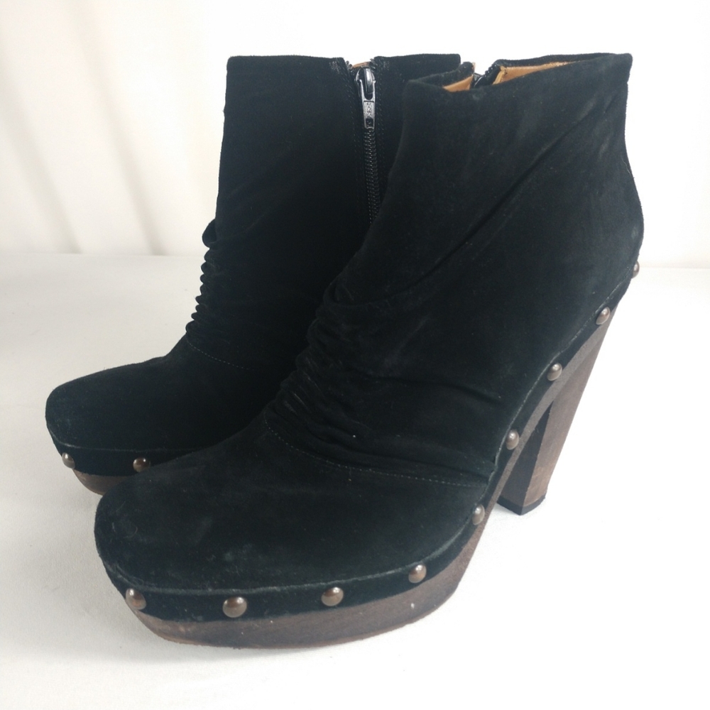 Nine West Epponier Vintage Style Collection